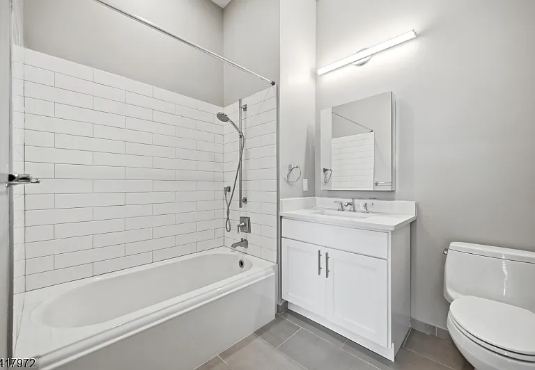 271 Millburn Ave #2D — Photo 9
