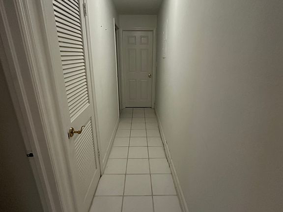 5th image of 2135 Virginia Ave APT 3