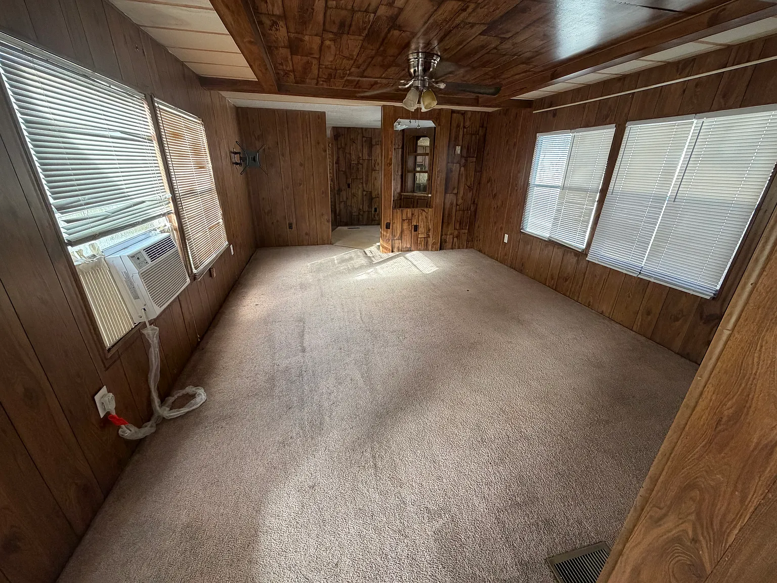 2 bed, $650 — Photo 2