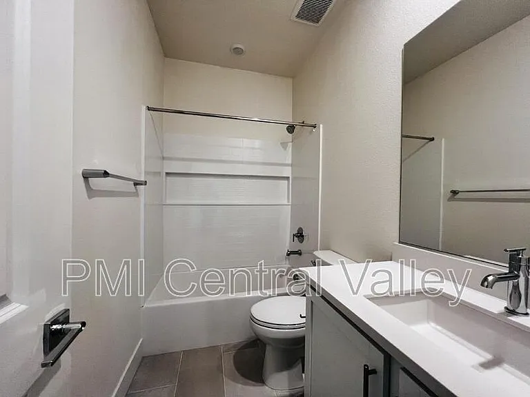 3275 Hayduke St — Photo 24