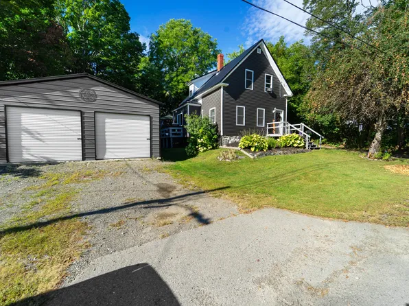 1 Oak Street, Milo, ME 04463