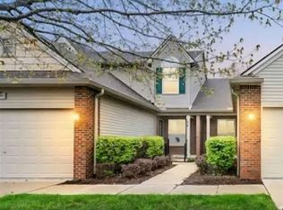 387 Newberry Ln, Howell, MI 48843