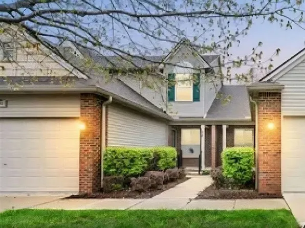 387 Newberry Ln, Howell, MI 48843