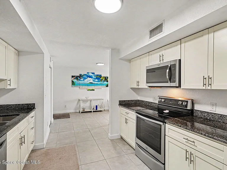 303 Audubon Dr #202 — Photo 10