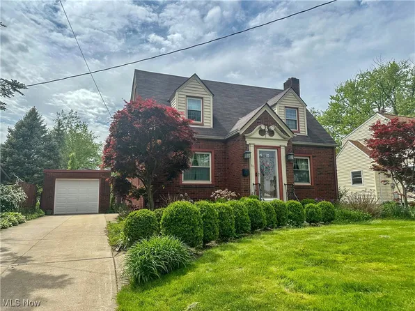 191 Willard Ave NE, Warren, OH 44483