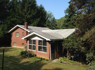 541 N Lewis Run Rd, Clairton, PA 15025