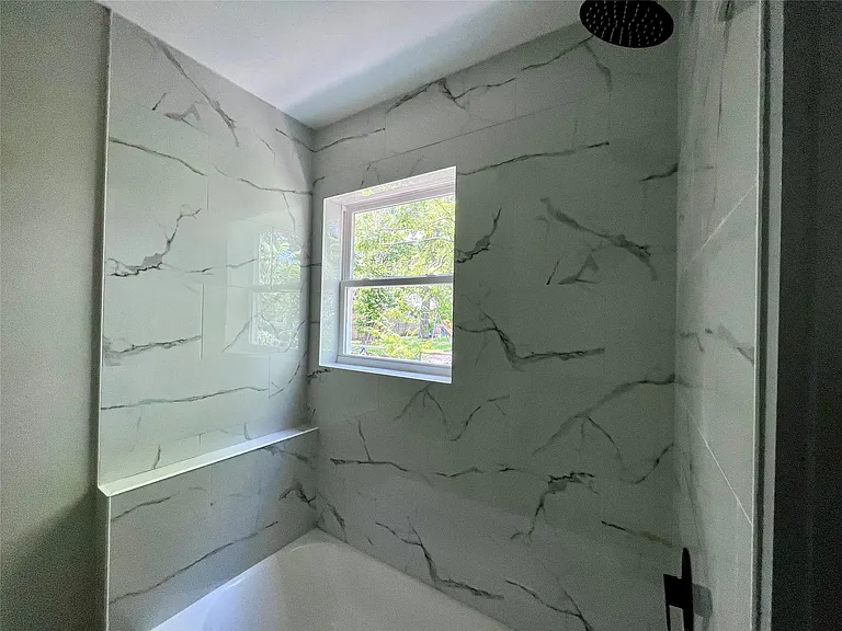 8335 Bonner Dr #3 — Photo 4