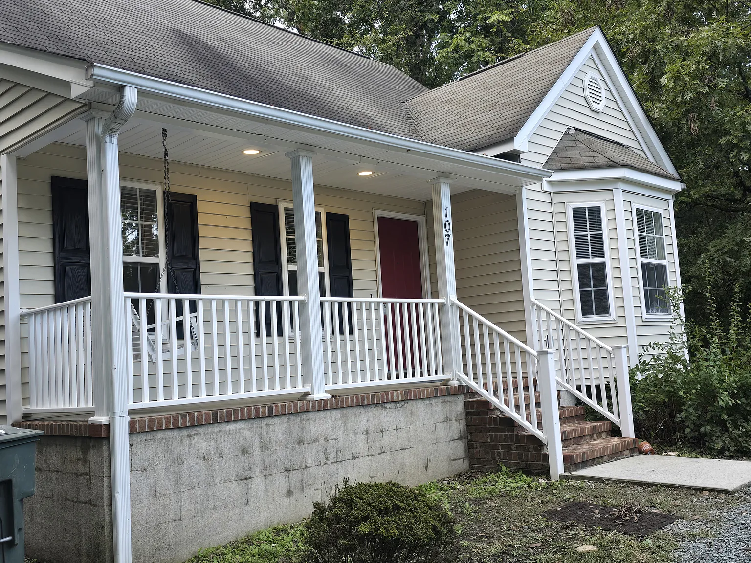 4 bed, 1602 sqft, $2,375 — Photo 1