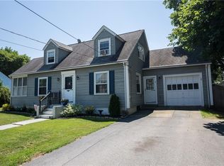 4 Elizabeth Ave, Smithfield, RI 02917