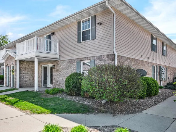 1040 Ekstam Dr APT 108, Bloomington, IL 61704