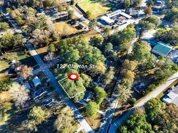 122 Clayton St, Fairburn, GA 30213