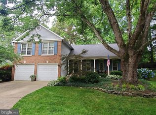 9305 Janphil Ln, Springfield, VA 22153