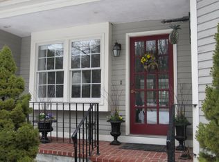 59 Homeward Ln, Walpole, MA 02081