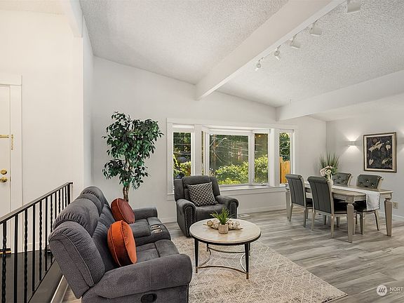 5th image of 23518 34th Avenue W