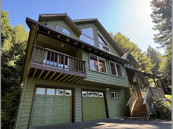 2340 Greenwood Heights Dr, Kneeland, CA 95549