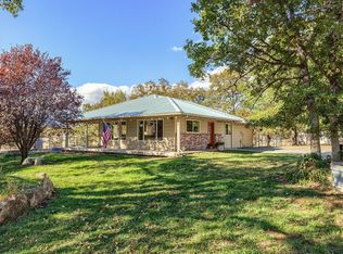 7400 Webber Rd, Central Pt, OR 97502