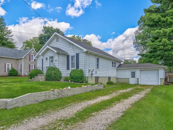 205 N 1st St, Owensville, IN 47665