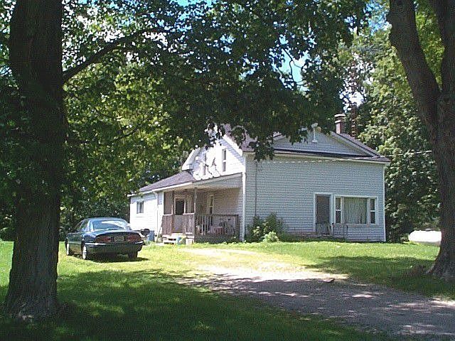 2nd image of 7940 Cavender Rd