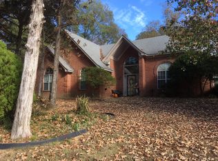 4210 Spring Valley Dr, Olive Branch, MS 38654