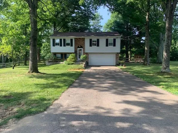 733 Oskamp Dr, Loveland, OH 45140