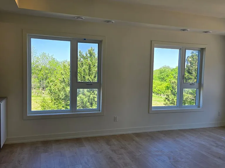 16 Melbourne Ave #320B — Photo 11