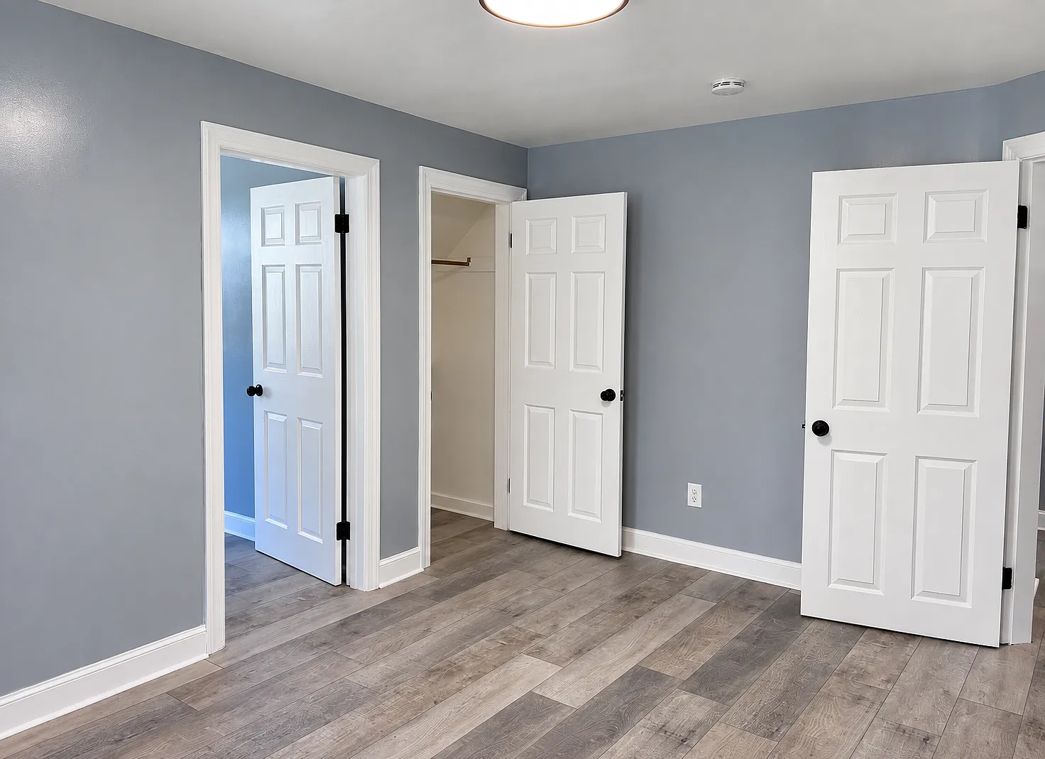 3 bed, 1000 sqft, $2,250 — Photo 4