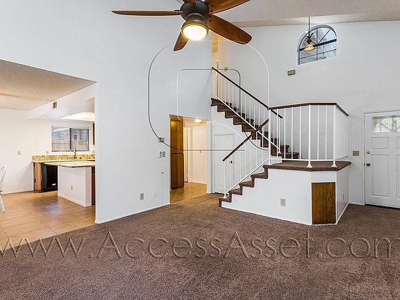 3rd image of 15210 Tiller Ln