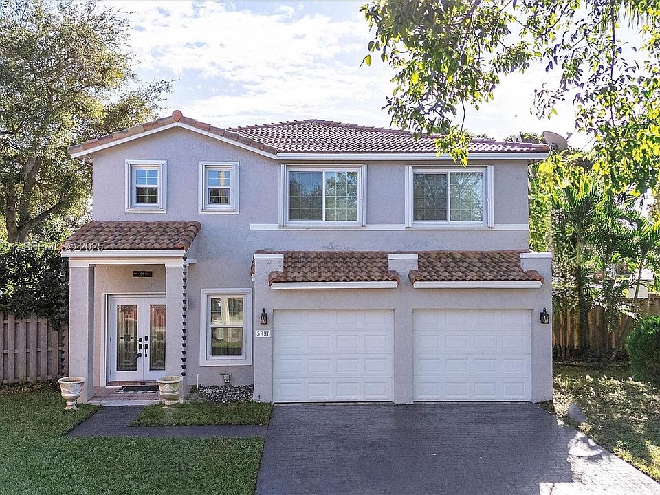 1st image of 5998 SW 112th Dr