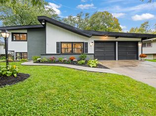 716 Enterprise Rd, Chicago Heights, IL 60411