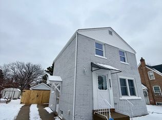 2227 S 16th Ave, Broadview, IL 60155