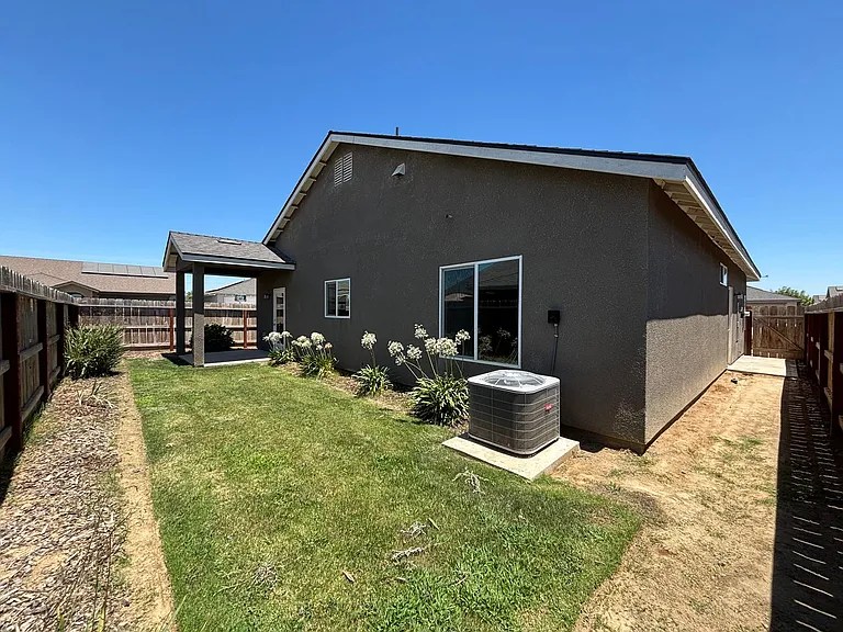 30769 Ashland Rd — Photo 8