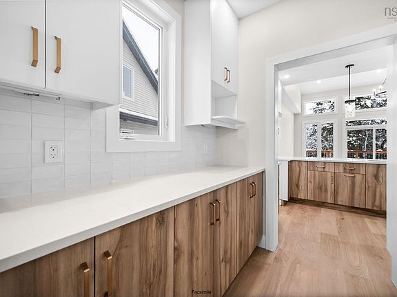 5th image of 142 Gardenia Way #Gw021