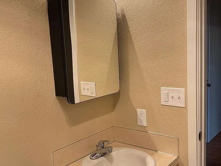 11702 Greenwood Ave N #203 — Photo 9