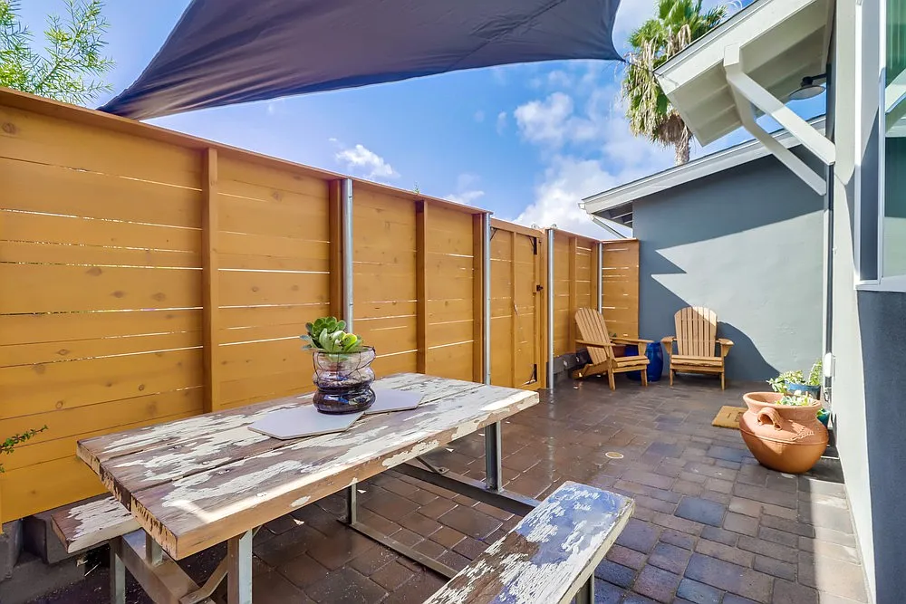 3 bed, 1200 sqft, $4,995 — Photo 3