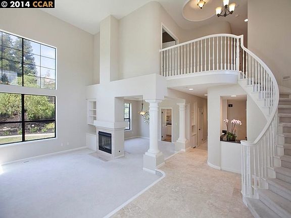 4th image of 26 La Vista Way