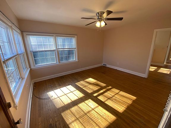 2nd image of 2117 Gladstone Ave APT C