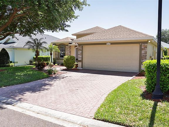 3rd image of 4035 Carteret Dr
