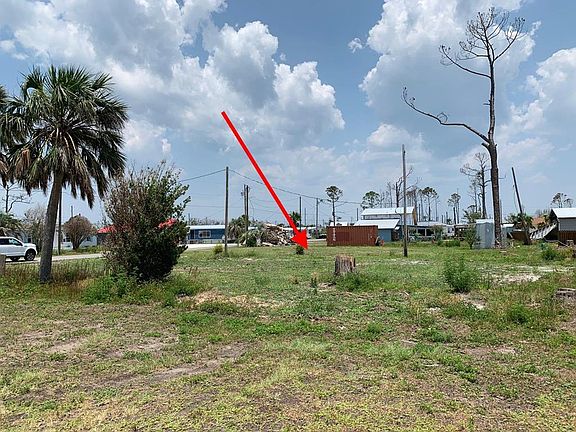 2nd image of 200 Louisiana Dr