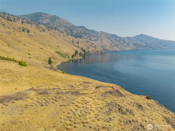 8 N Waterway, Manson, WA 98831