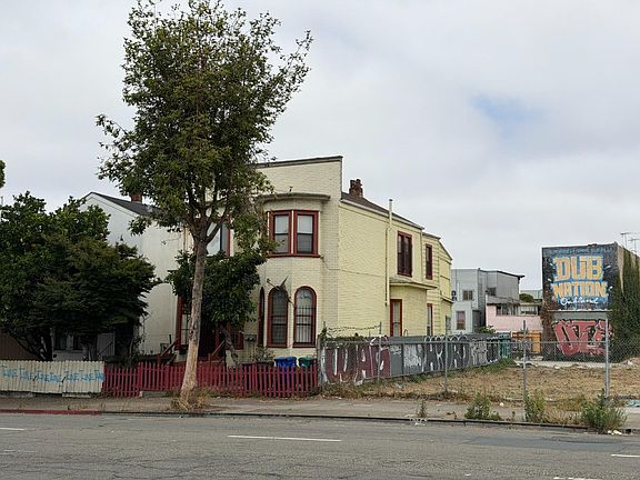 4th image of 611 Harrison St