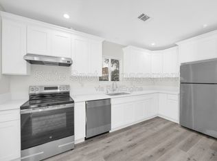 813 Lees Ave, Long Beach, CA 90815