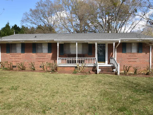 230 Foster St, Cowpens, SC 29330