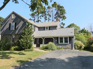14 Leicester Rd, Marblehead, MA 01945