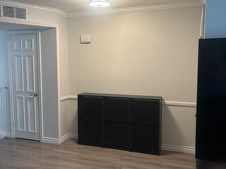 6913 Creekside Ln — Photo 14