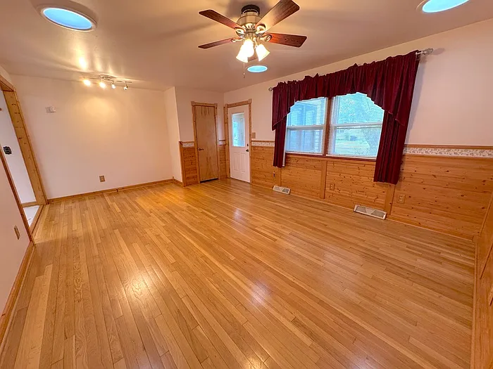 5007 Hazelwood Rd — Photo 6
