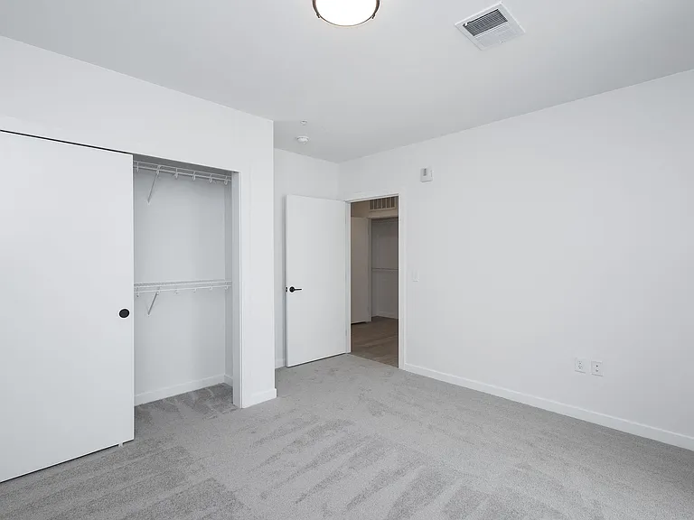 Oso Apartments — Photo 187