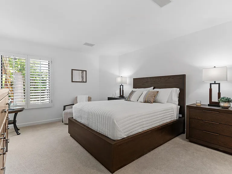 715 Bayside Dr — Photo 36