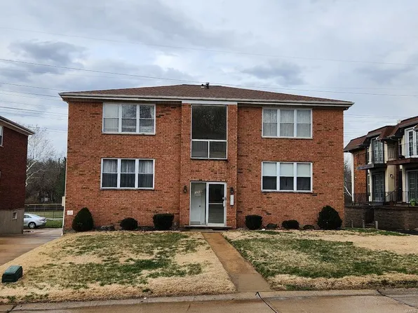 10120 Squire Meadows Dr, Saint Louis, MO 63123