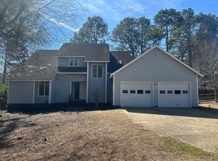 3004 Stonehenge Ct, Fayetteville, NC 28306