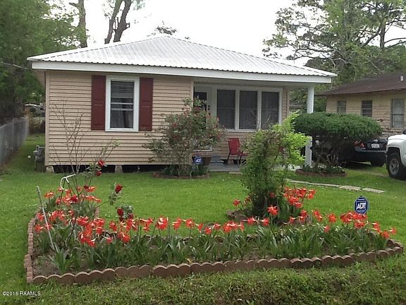 2nd image of 741 Saint Ann St